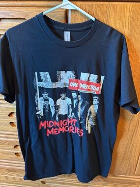Gildan Black One Direction 'Midnight Memories' Graphic Tee